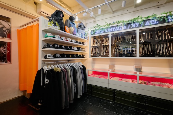 アパレル店の店舗デザイン