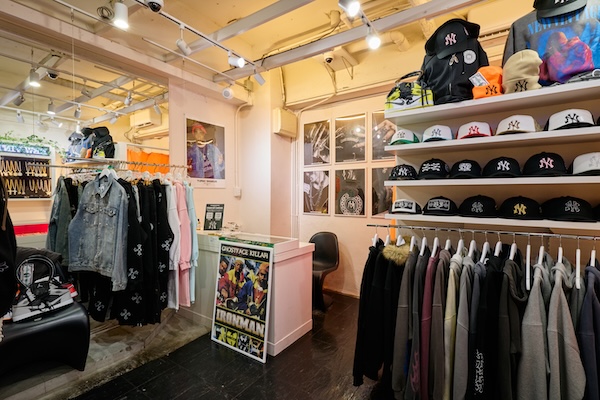 アパレル店の商品デザイン